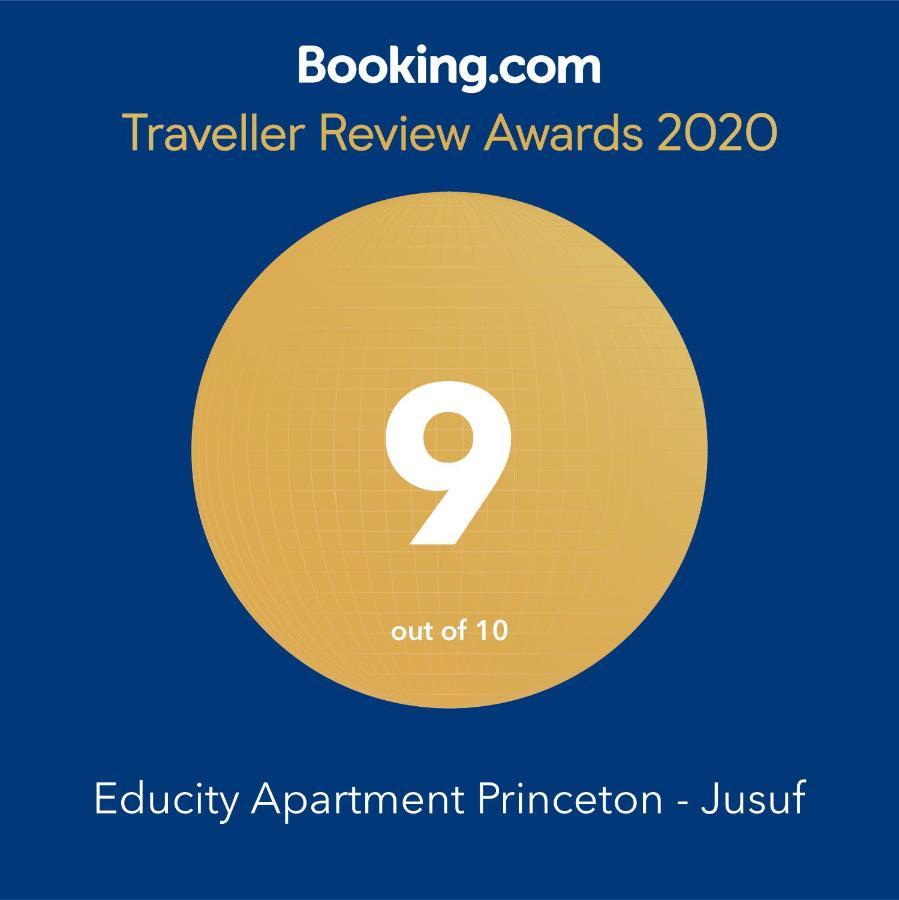 Educity Apartment Princeton - Jusuf Surabaja Zewnętrze zdjęcie